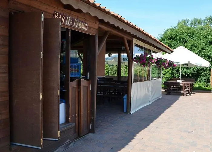 Курортный комплекс Farma *